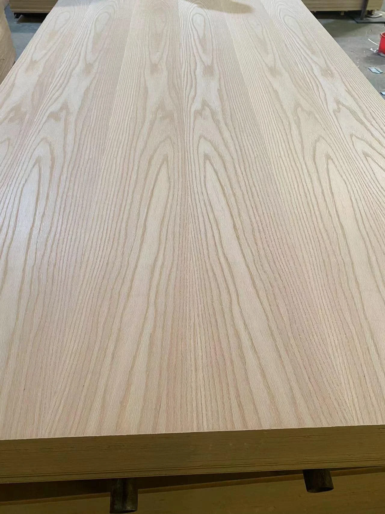 Natural Red Oakwood Fanerad Fancy Plywood detaljer
