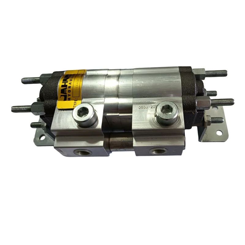 Flow divider PLD20/4/CS-GE/11.2-GD/11.2-GD   hydraulic synchronous motor   Synchronous valve  Synchronous cylinder