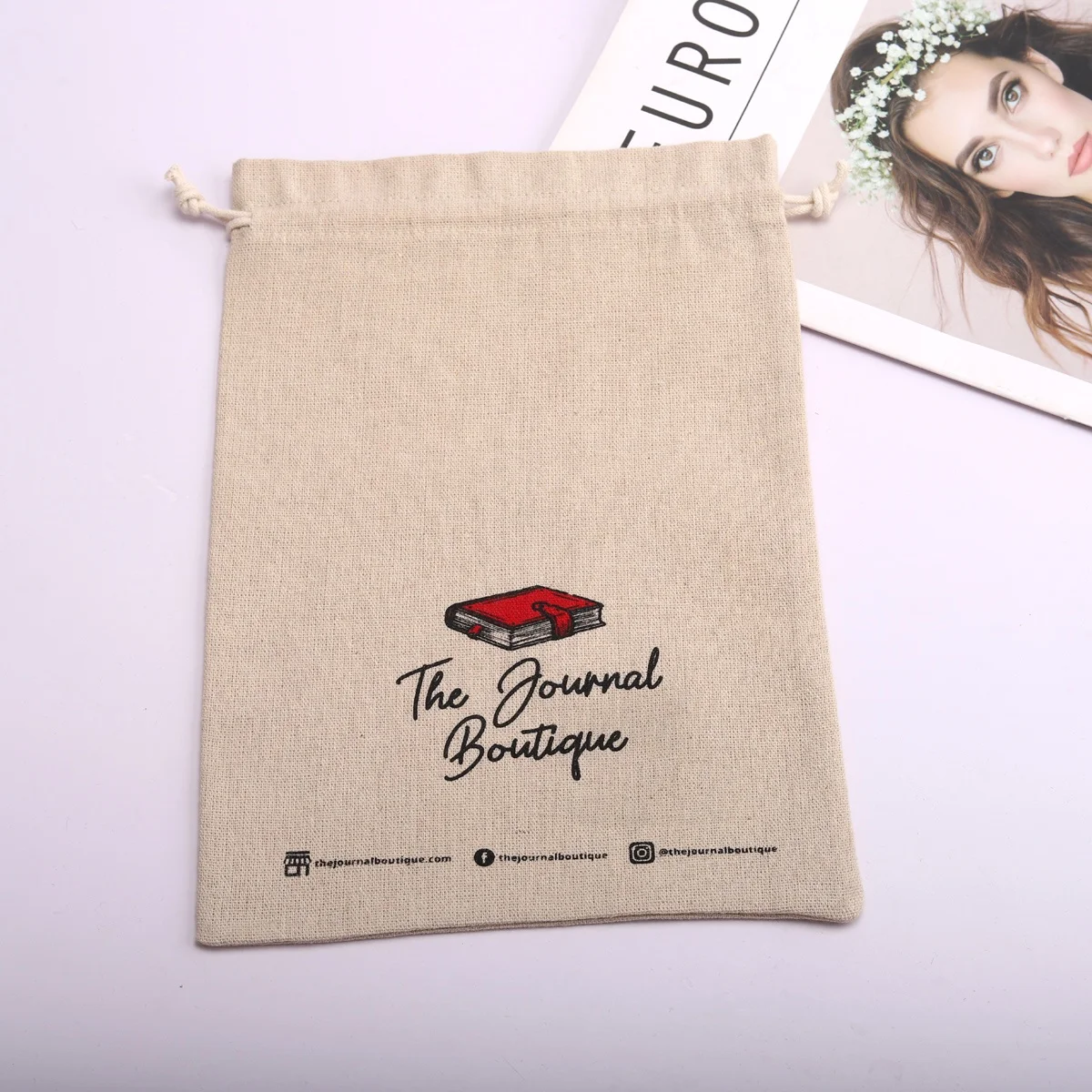 Recyclable Eco-friendly Custom Logo Printed Natural Jute Christmas Halloween Drawstring Bag Gift Antique Gift Jute Sack Pouch