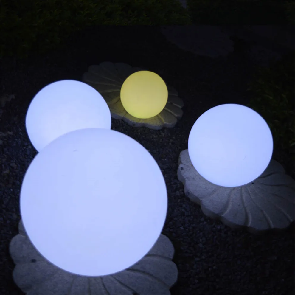 solar snowball lights