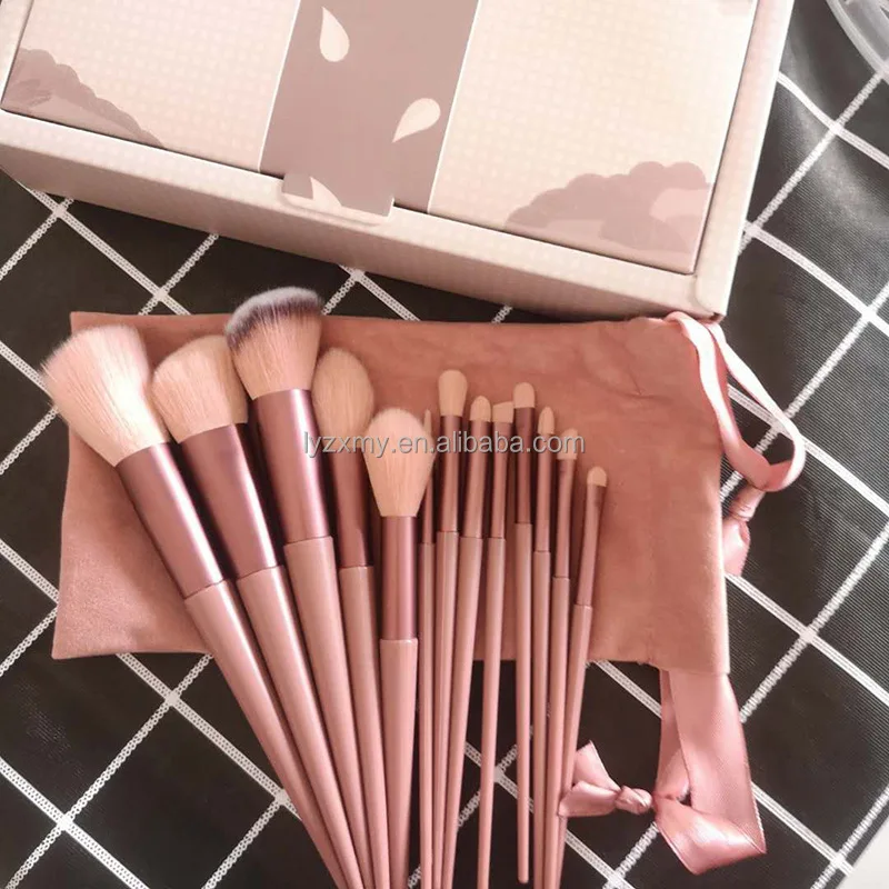 2023 custom logo makeup brush 13 pieces highlight powder blush makeup brushes set with bag sample dedicated brushes original