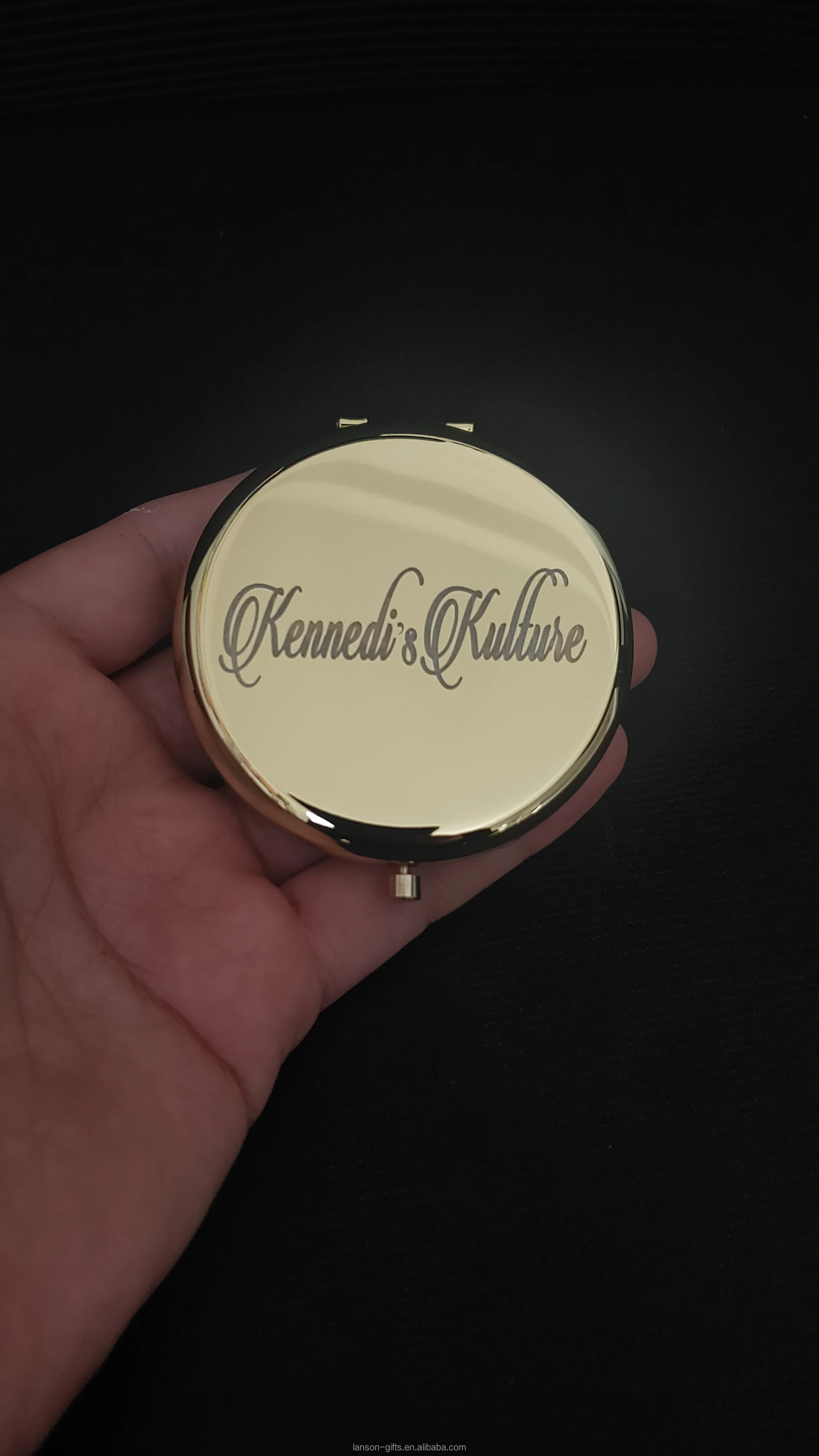 compact mirror (5).jpg