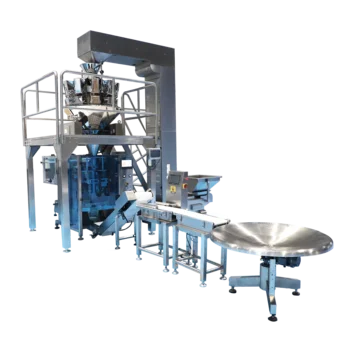 Full Automatic Nut Dried Fruits Candy Packing Machine Bag Packing Machine Weighing Filling Potato Chips Packing Machine