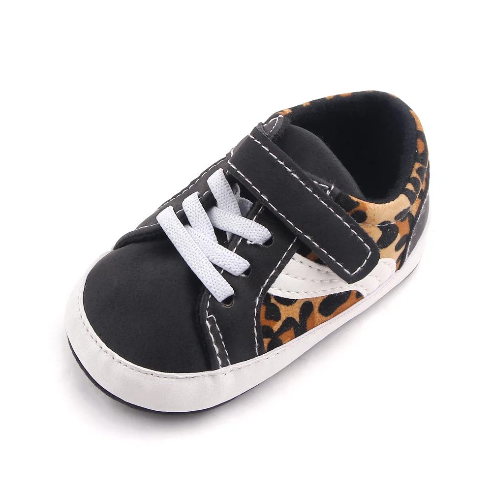 Baby Fashion Trend Black and White Color Contrast Leopard Print Baby Leisure Canvas Toddler Shoes manufacture