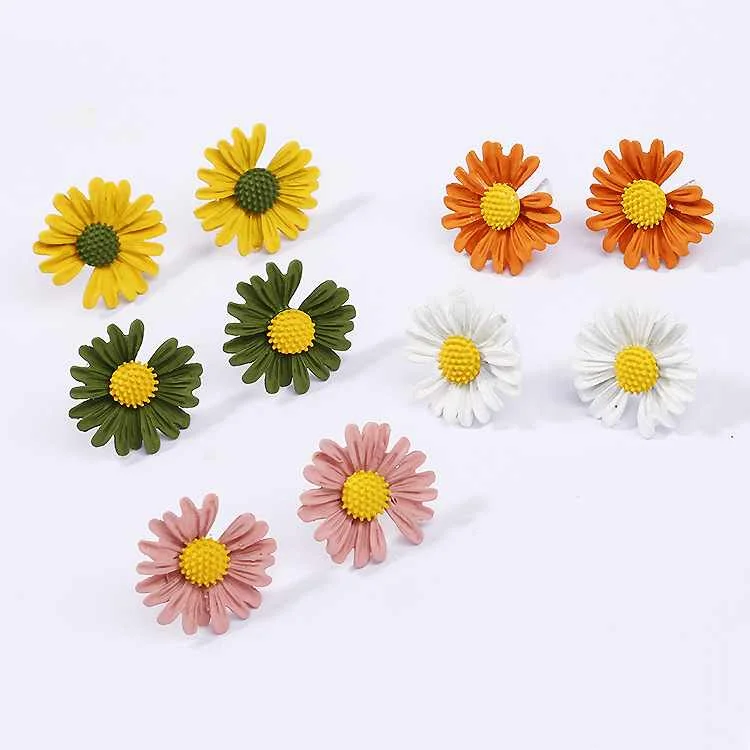 Sweet Flower Stud Earrings Mix Colors for Women Hot Selling Trendy Colors for Girls Fashion Jewelry