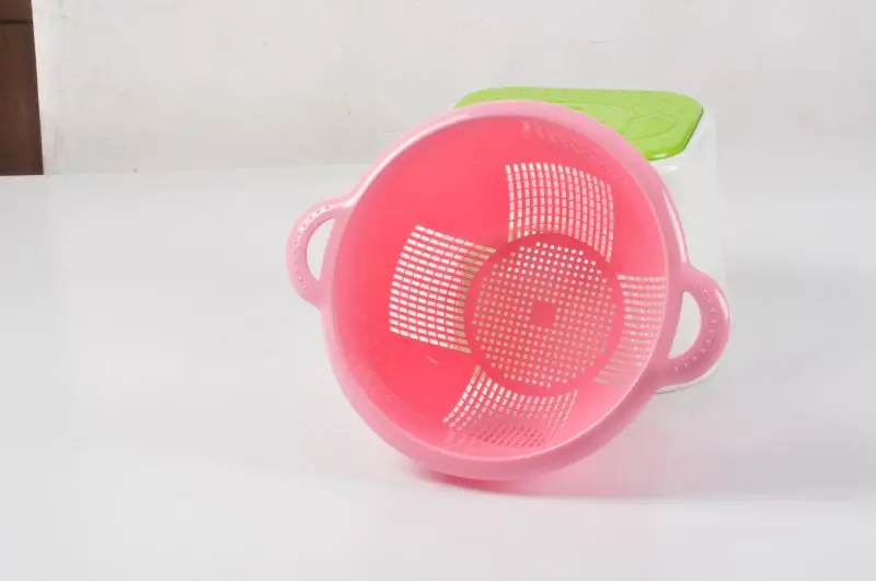 Multi Color Plastic Strainer Colander with 2 Handles Plastic Sieve Basket Big Size