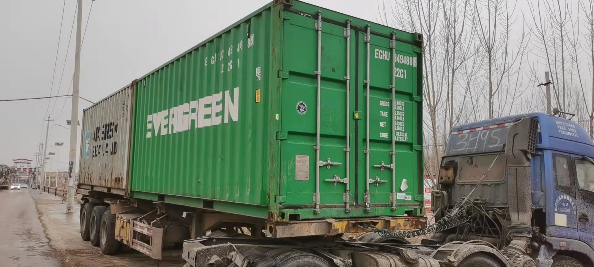 Pan Pot Dish Brush with Detergent-adding Function Oil Removing Kitchen Cleaning Soap Dispensing Brush with Sponge and Brush Head