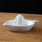 Product Kitchen New Product Home Kitchen Convenient White Porcelain Fruit Juice Lemon Squeezer