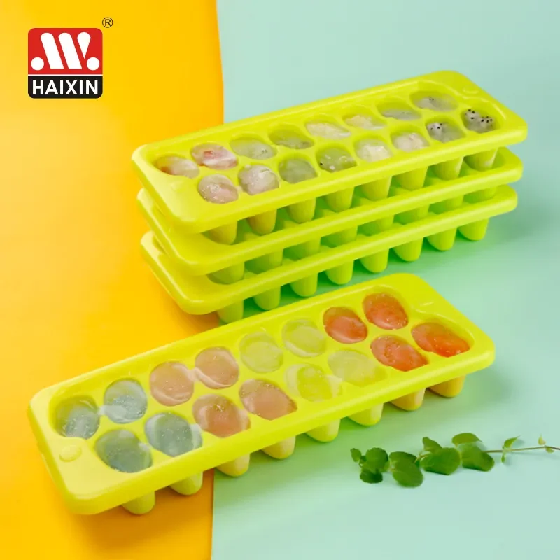 Maisons Kitchen Accessories 6 Cubes Reusable Ice Ball Maker With Lids Food Grade Silicone Ice Cube Tray