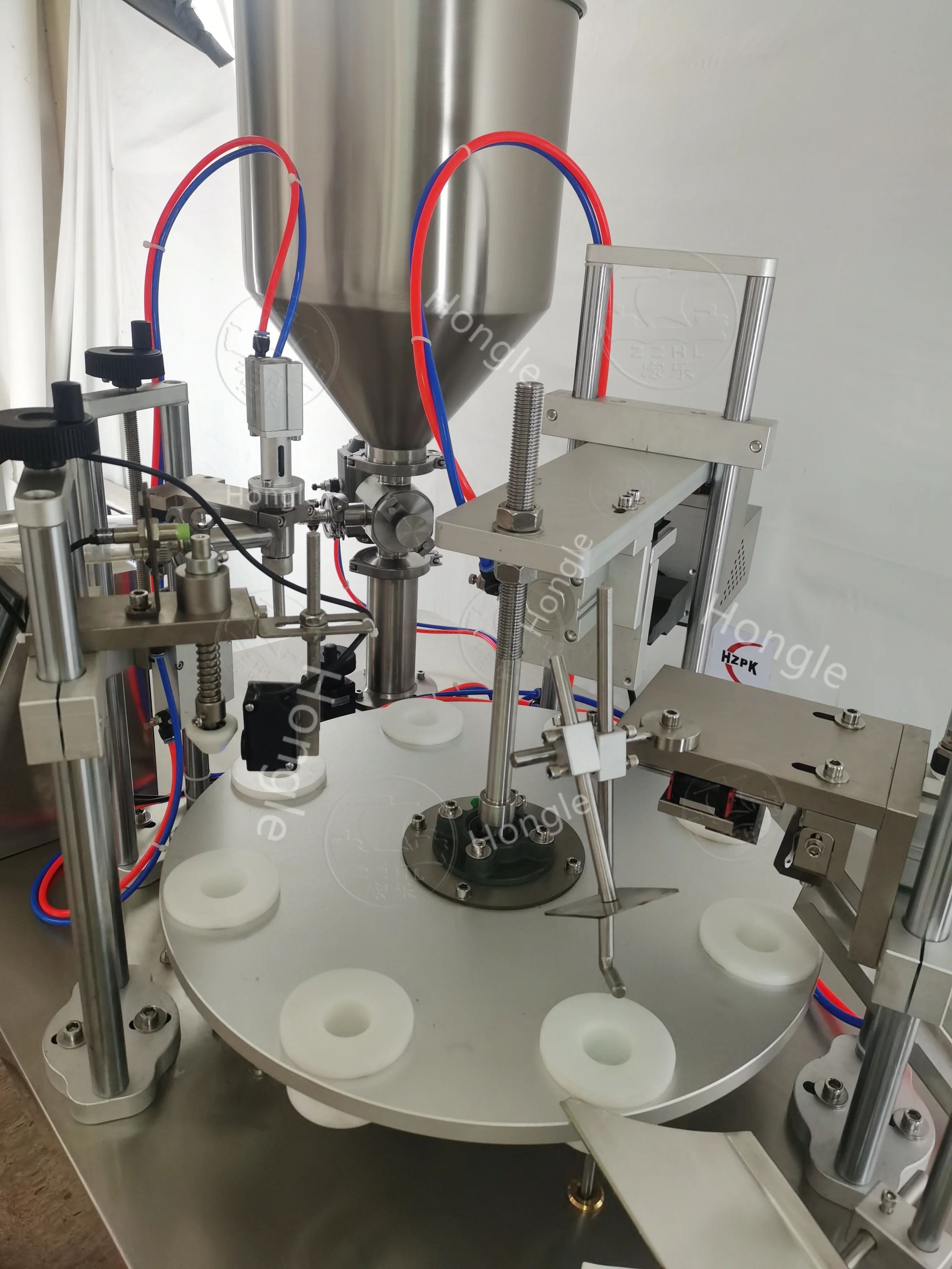 Factory Price Cosmetic Aluminium and Sealing Effervescent Tablet Plastic Laminated Tube Filling Machine supplier