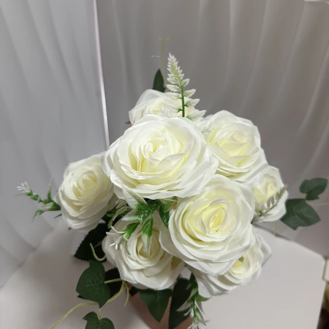 Best Selling 10-Head Rose Flower Silk White Champagne Artificial Floral Arrangement for Wedding and Christmas Hotel Decorations