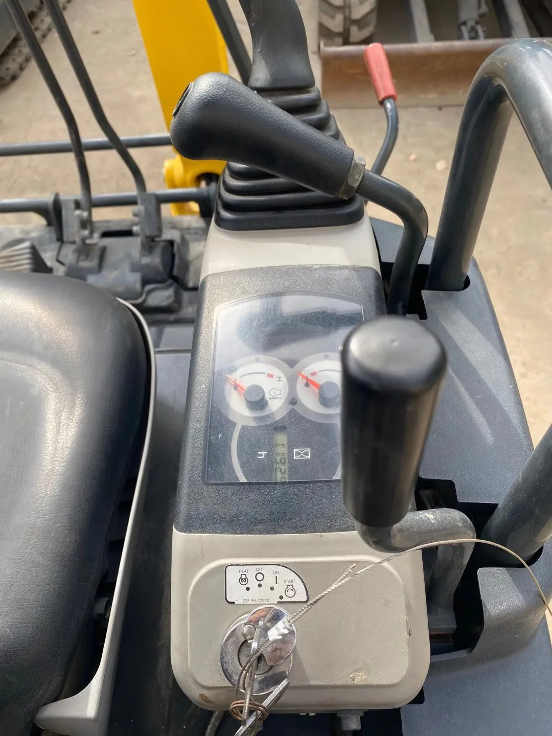 Used Komatsu Mini PC18MR Crawler Excavator with 1.6TON Operating Weight 0.04m³ Bucket Capacity and 1600 KG Machine Weight