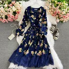 Selling Women Hot Selling Women Western Dress Foral Print Pleated Lace Hem Slim Vintage Long Women Dress