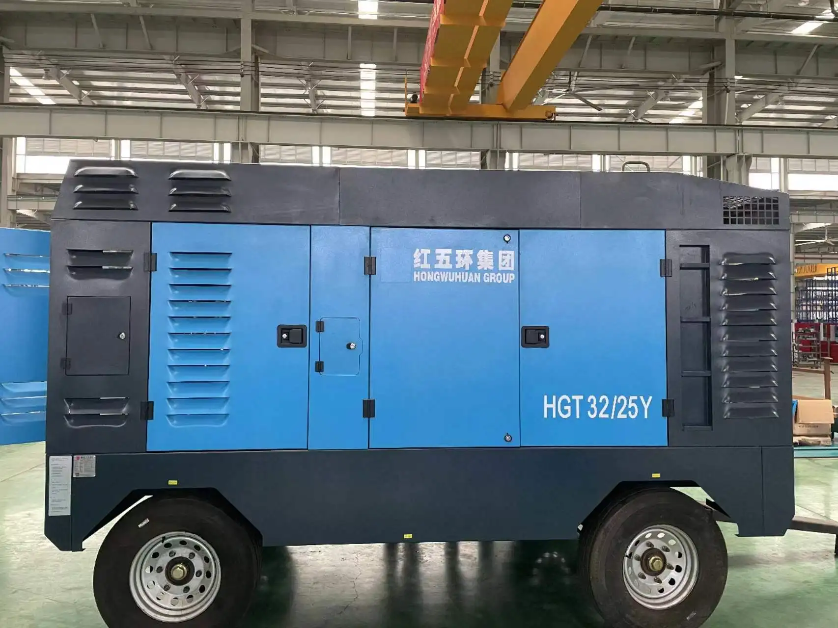 Hongwuhuan HGS32-28 28 bar 32 m3/min Skid Mounted Diesel Deep Water Well Drilling Air Compressor
