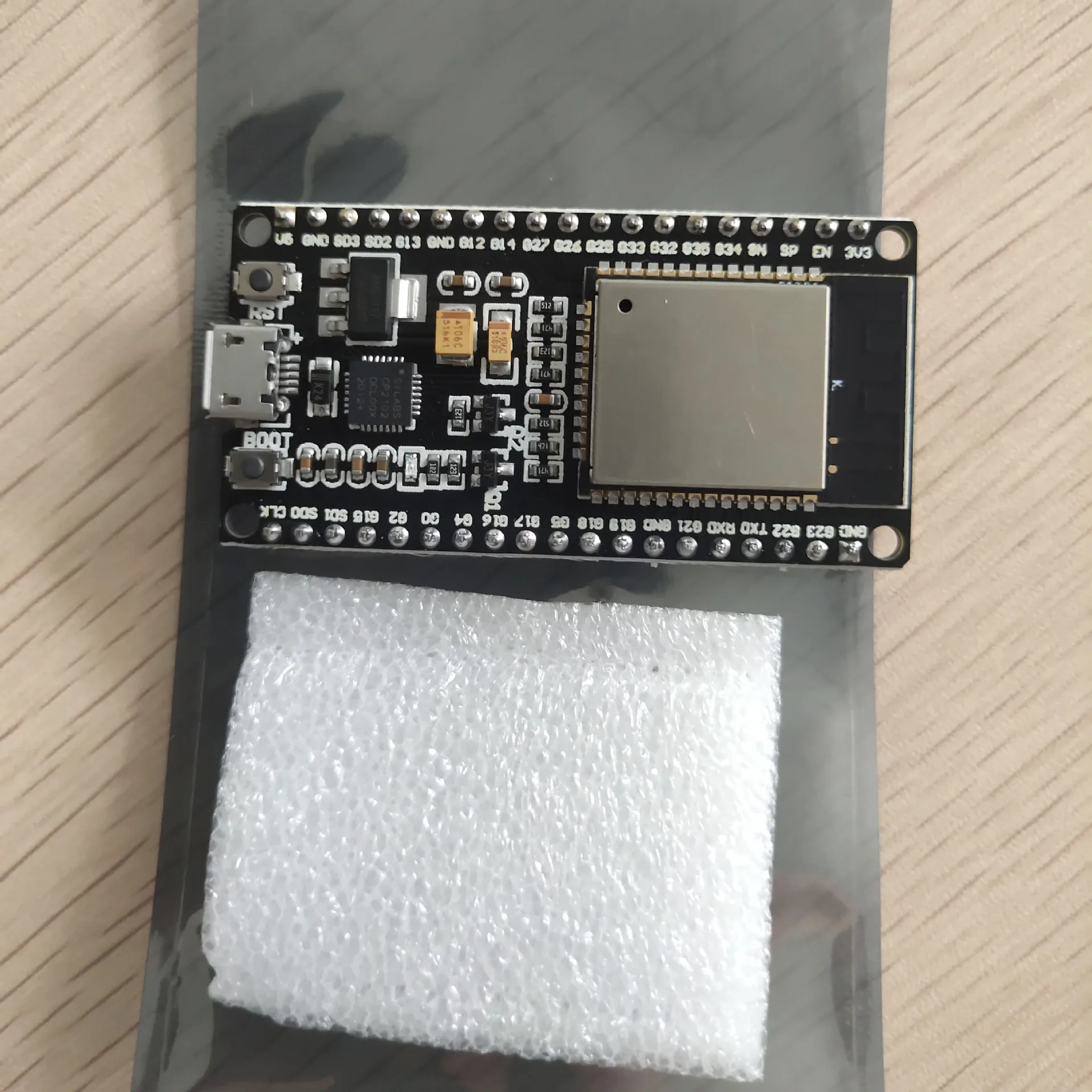 Carte De Développement De Esp32 devkitc Esp wroom 32u Avec Wroom 32u