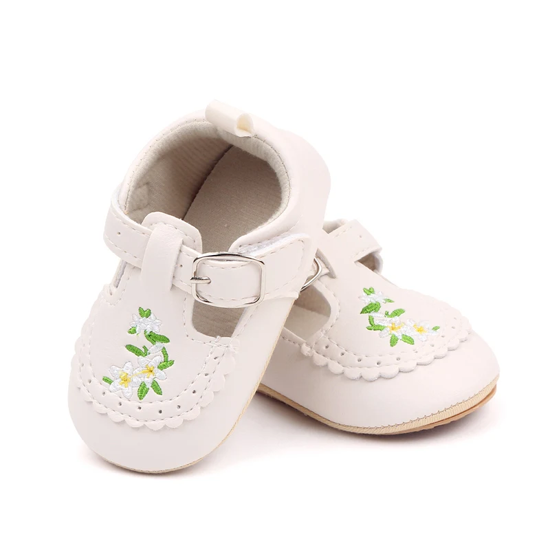 Beautiful Flower Embroidery Soft PU Leather Spring Autumn Baby Toddler Girl Shoes factory