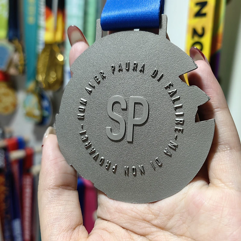 Custom Logo 3D Silver Sports Finisher Medal Finisher Marathon Fun Running Metal Medals with Ribbon supplier