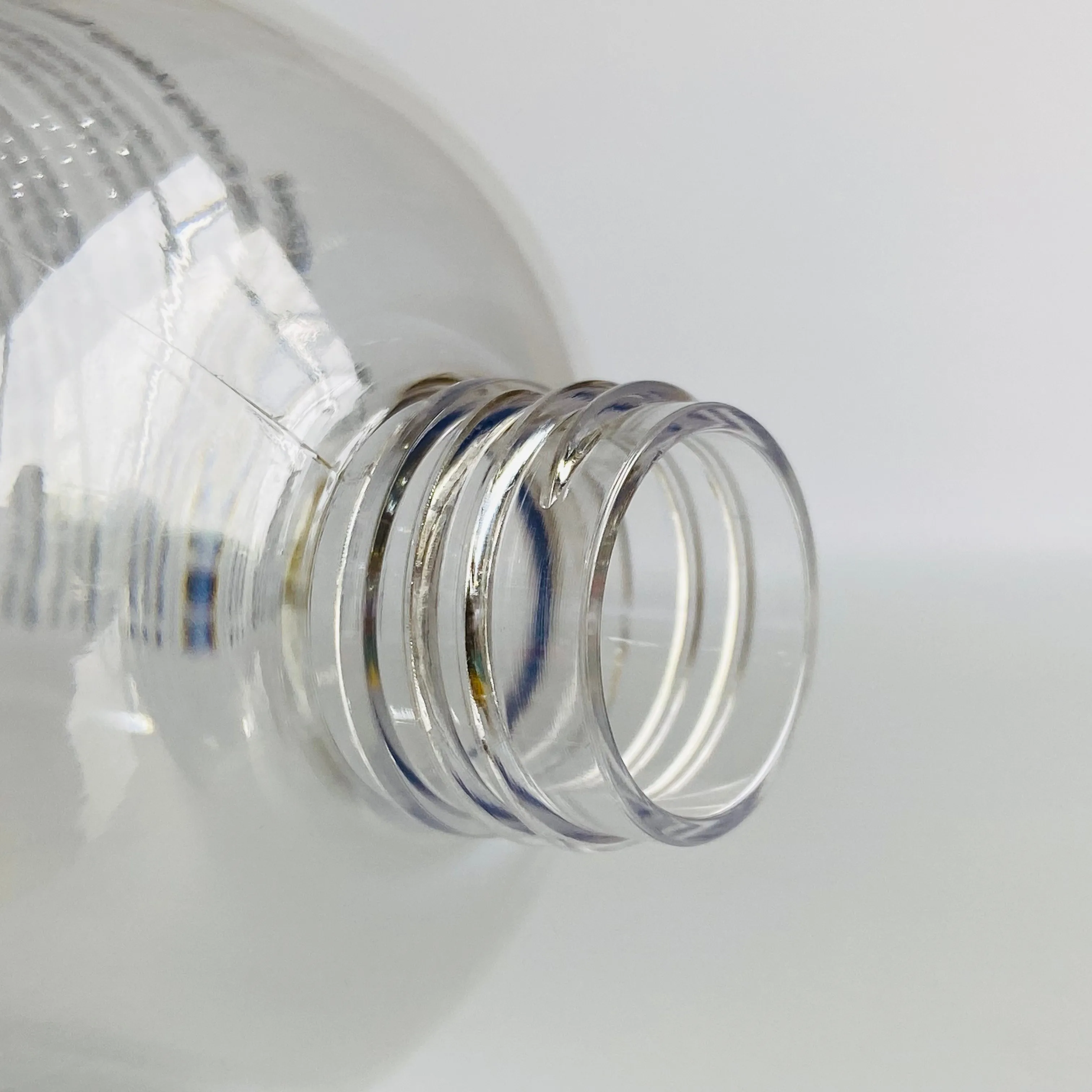 Custom Printed PET Plastic Cylinder Lotion Bottle with Flip Top Cap for Shampoo and Body Wash