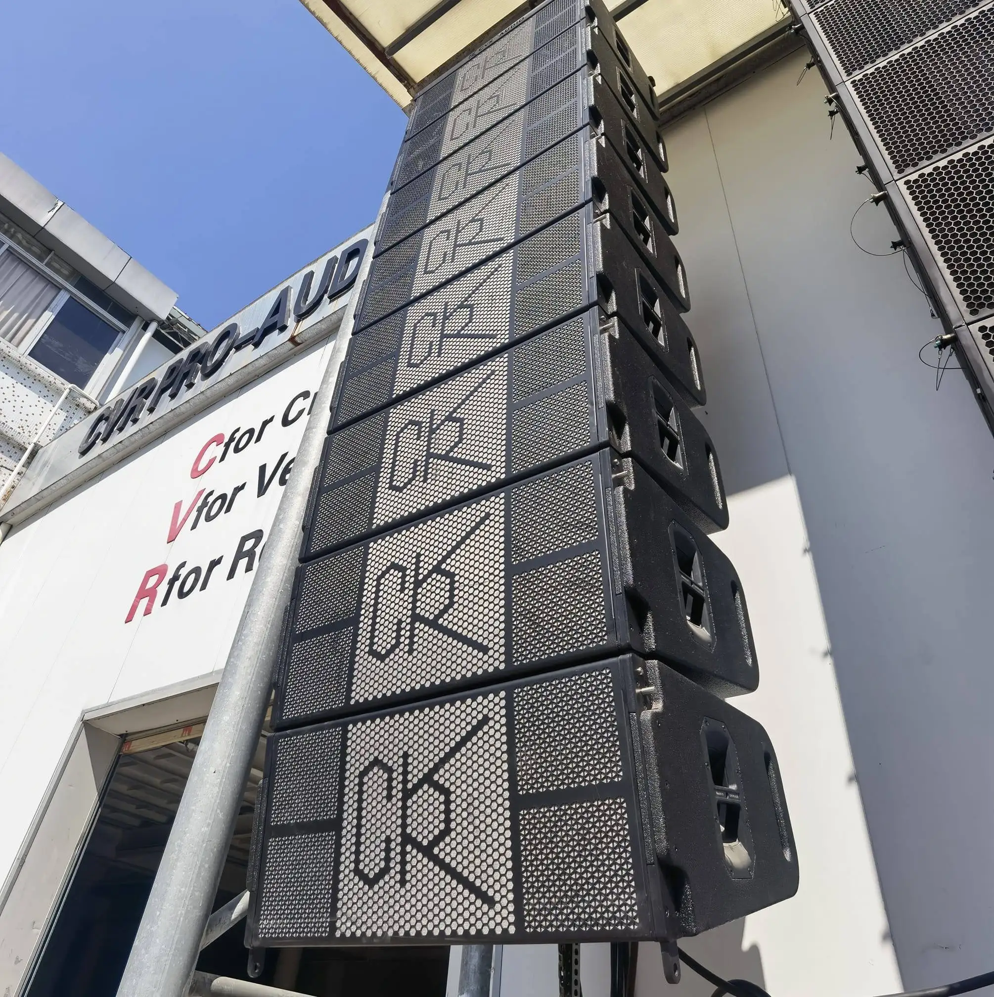 line array14.jpg