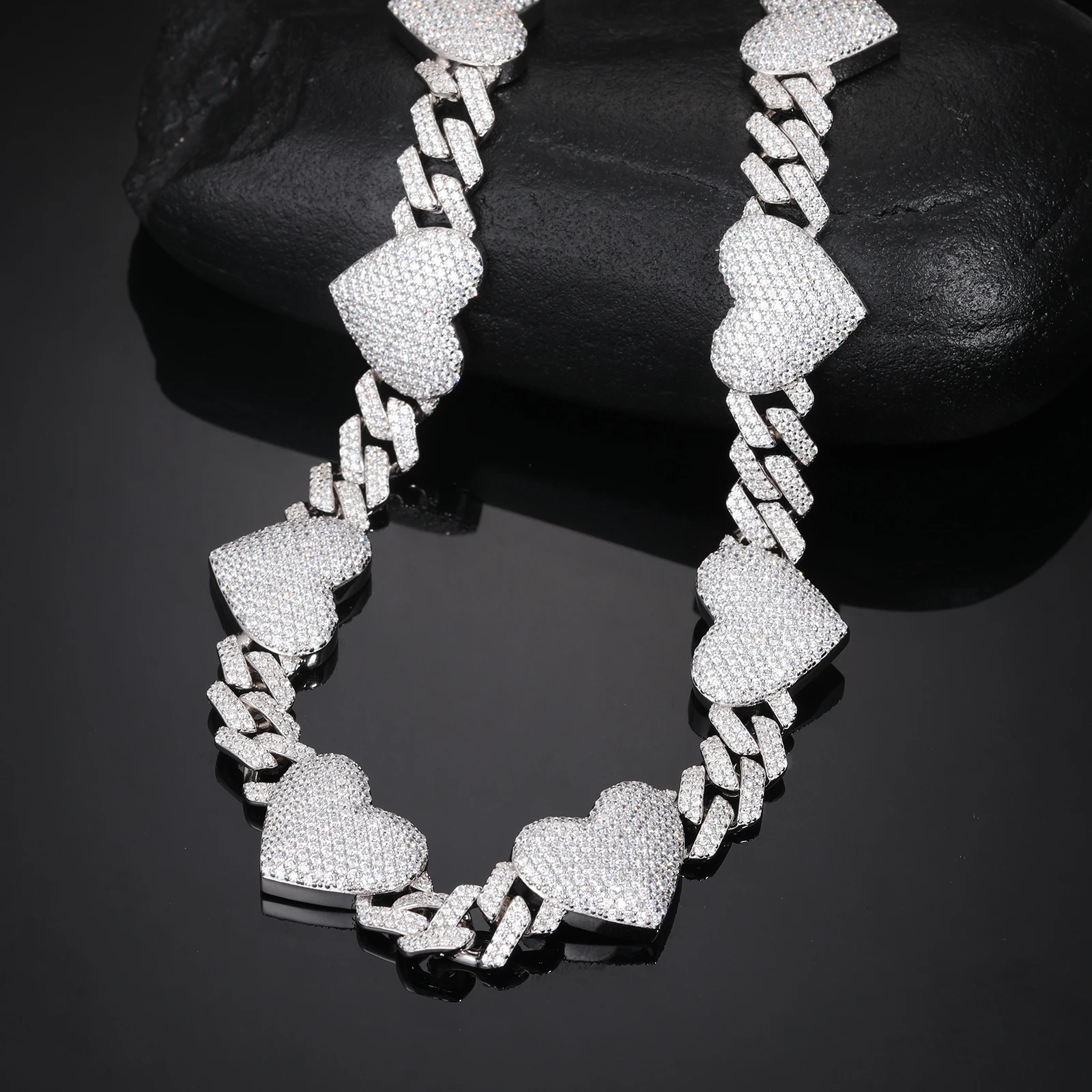 Iced Heart Necklace - HighSta HS.