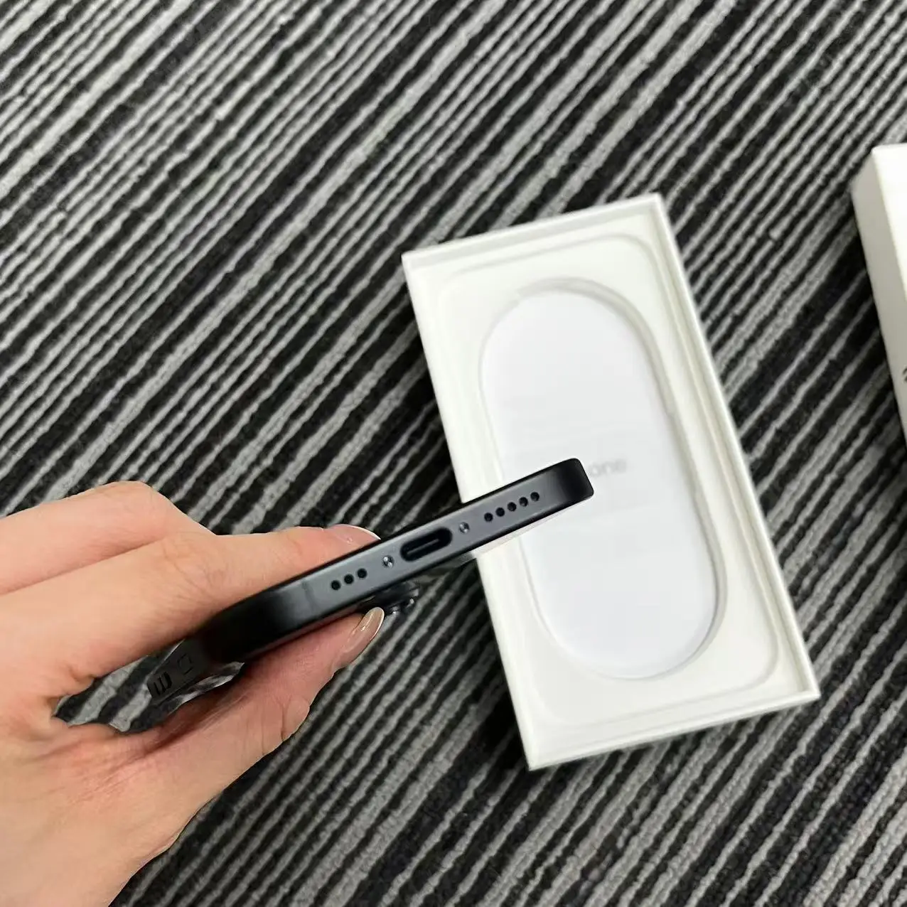 H22cd8cc738d64261b931b45641218f3c6