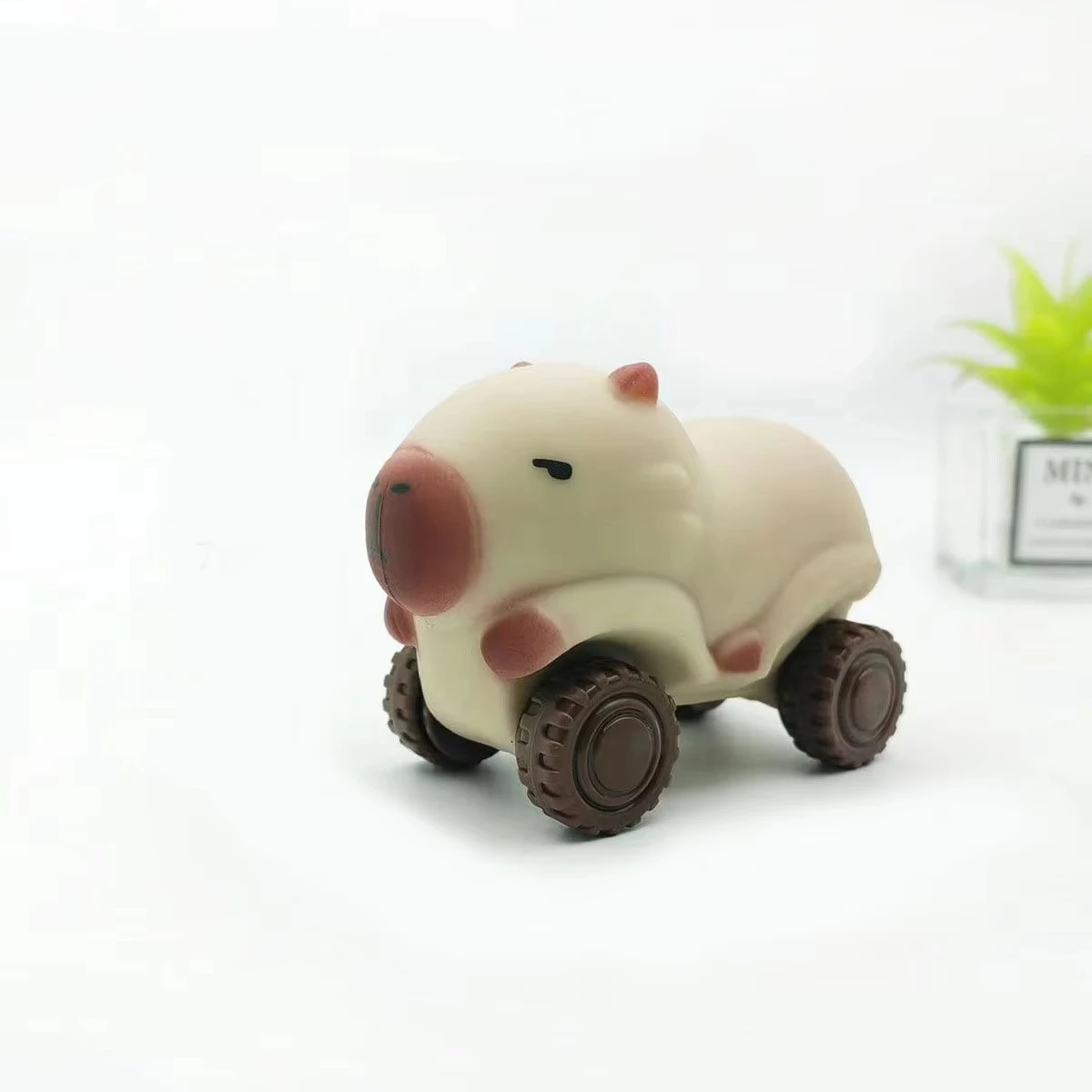 Wholesale Cheap Price Pulling and tugging Mini Car Cute TPR Stress Relief Caviidae Animal Vehicle Toys  Fidget Decompress Toy