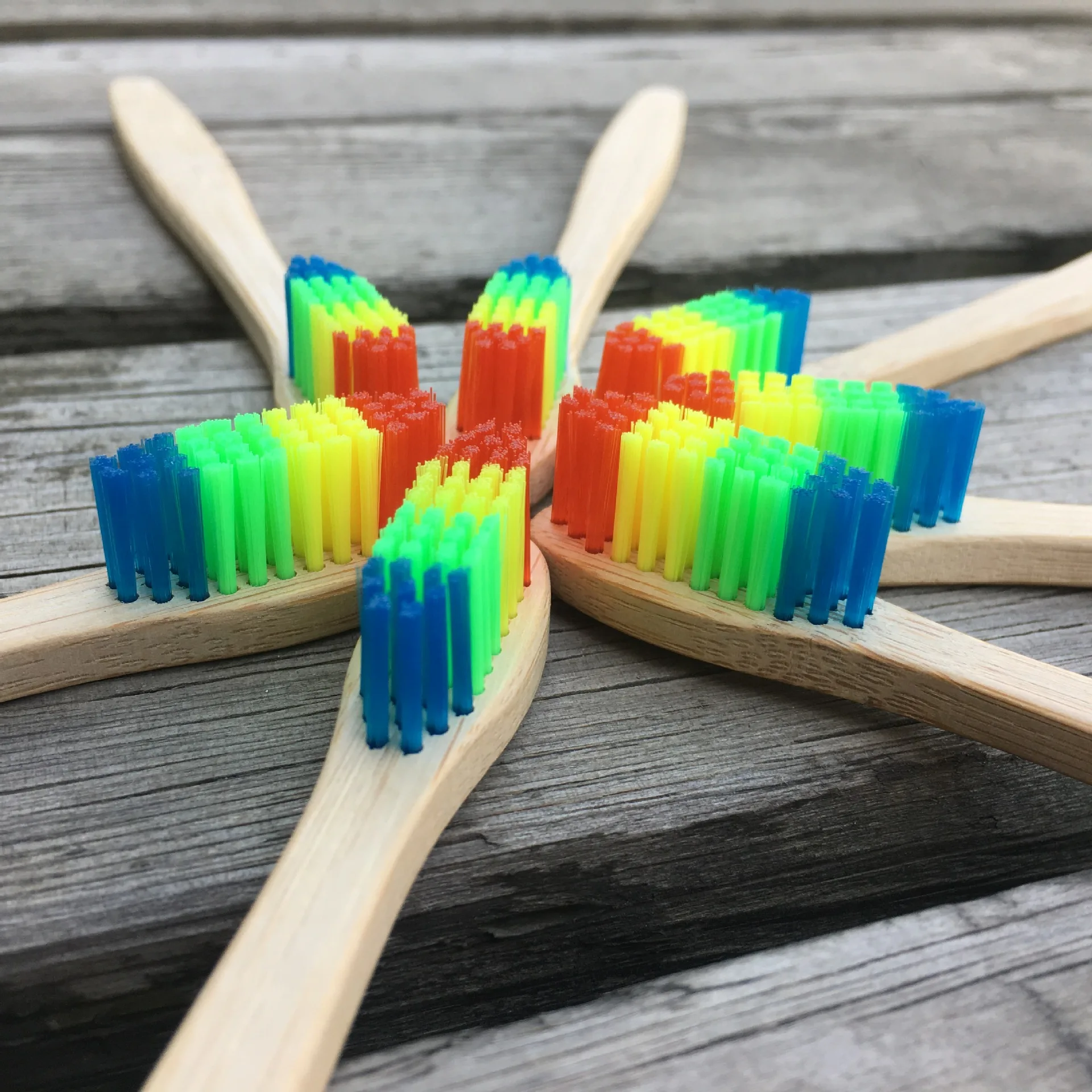 Factory Price Rainbow Toothbrushes Bamboo Toothbrushes Once Kraft Paper Independent Packaging Travel Portable Toothbrushes