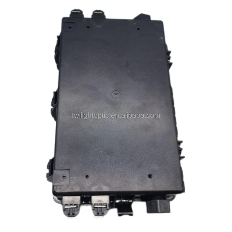 Outdoor Aerial Hanged Inline Type Aerial Splitter Fiber Closure with 1:4 1:8 1:16 Cassette Type Splitter with SC/APC Connectors