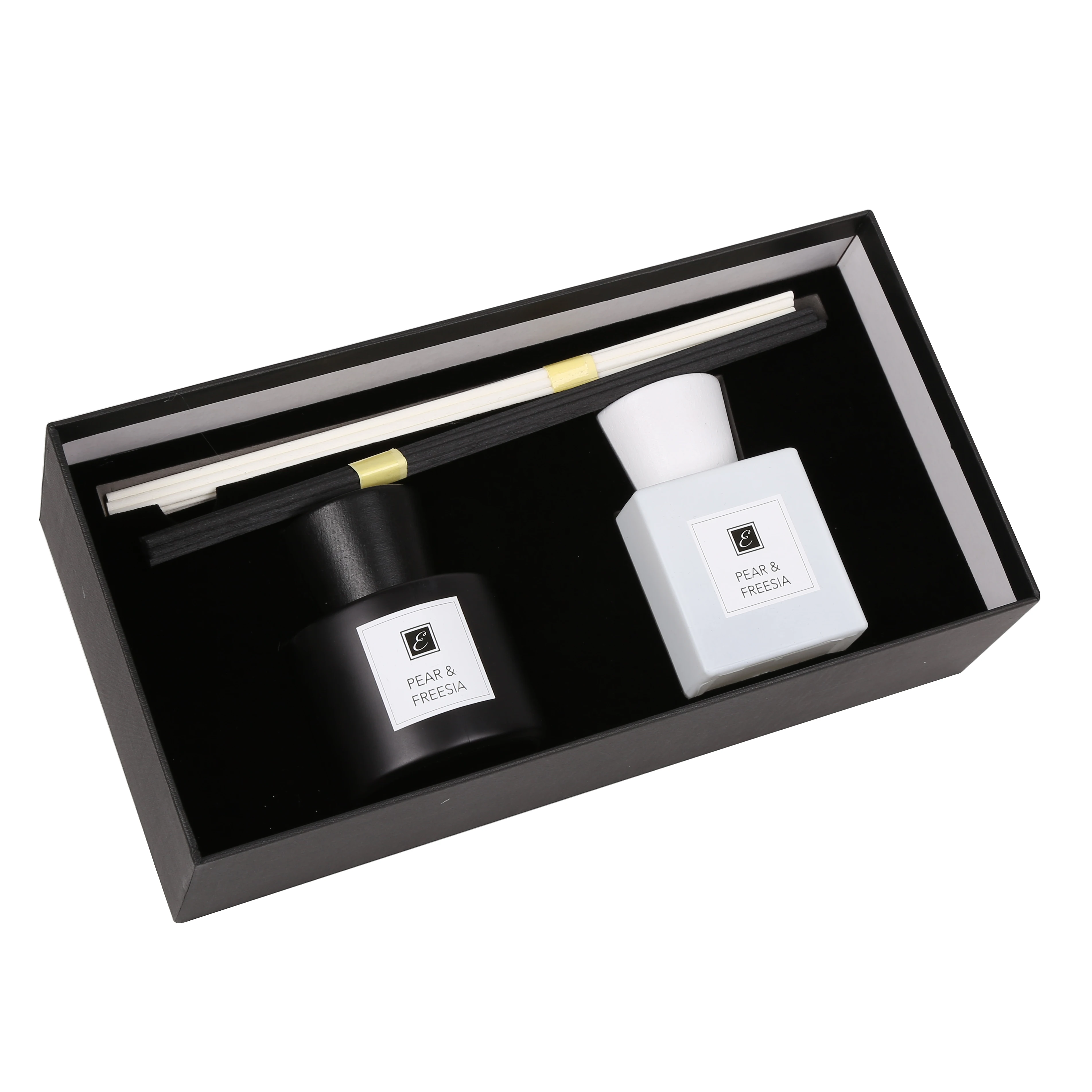 odm long lasting fragrance reed diffuser with custom scent and logo frosted glass bottle air freshener aromatherapy-5