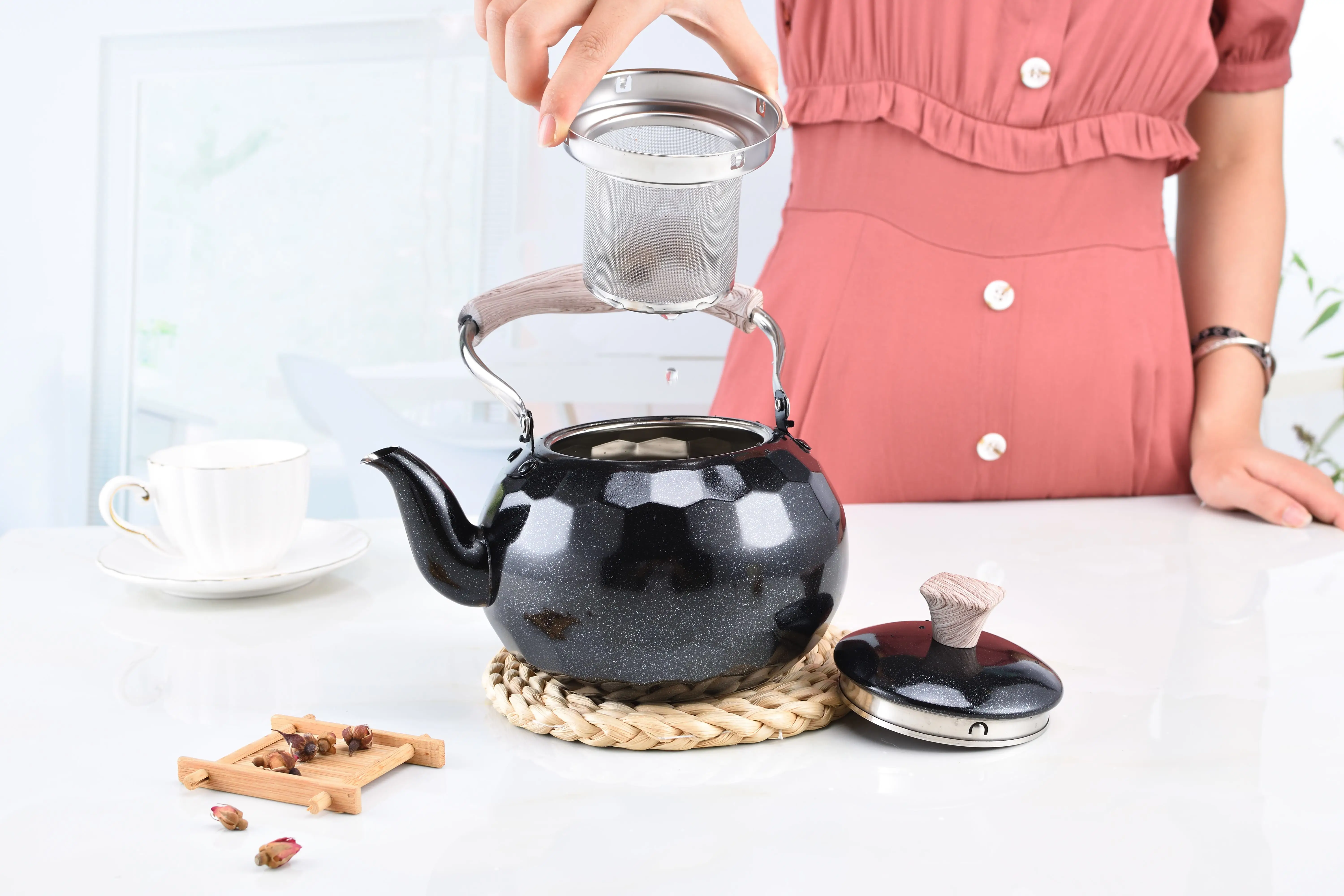High Quality Heat Resistant 201  Stainless Steel teapot china with Infuser for home or hotel of tea set