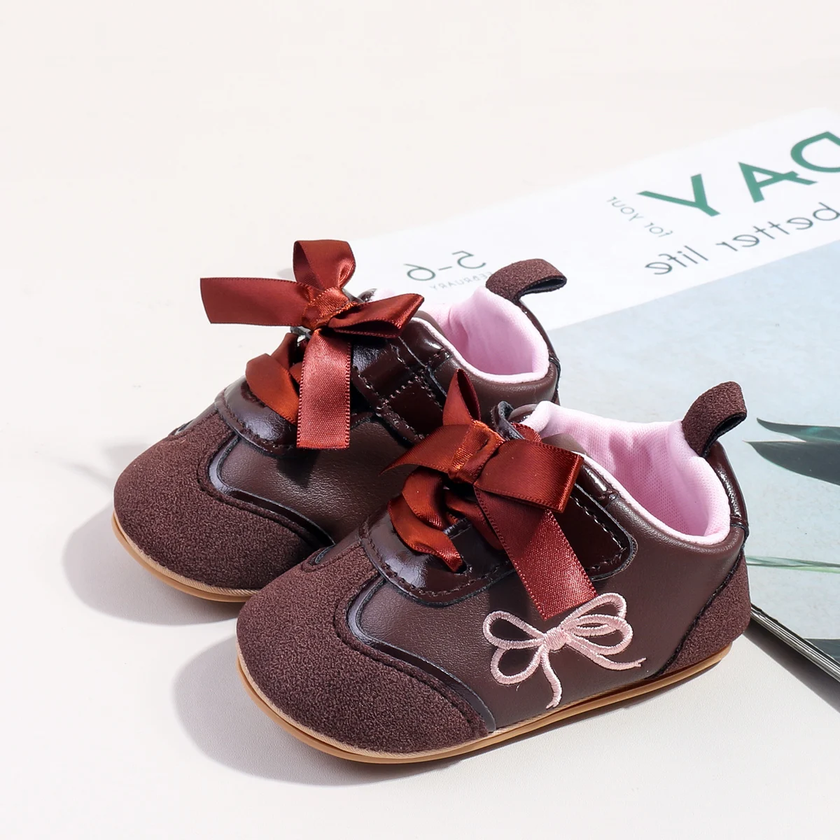 New Designs Hook&loop Design Anti-slip Soft Tpr Outsole Baby Girl Shoes Casual Sport Toddler Shoes supplier
