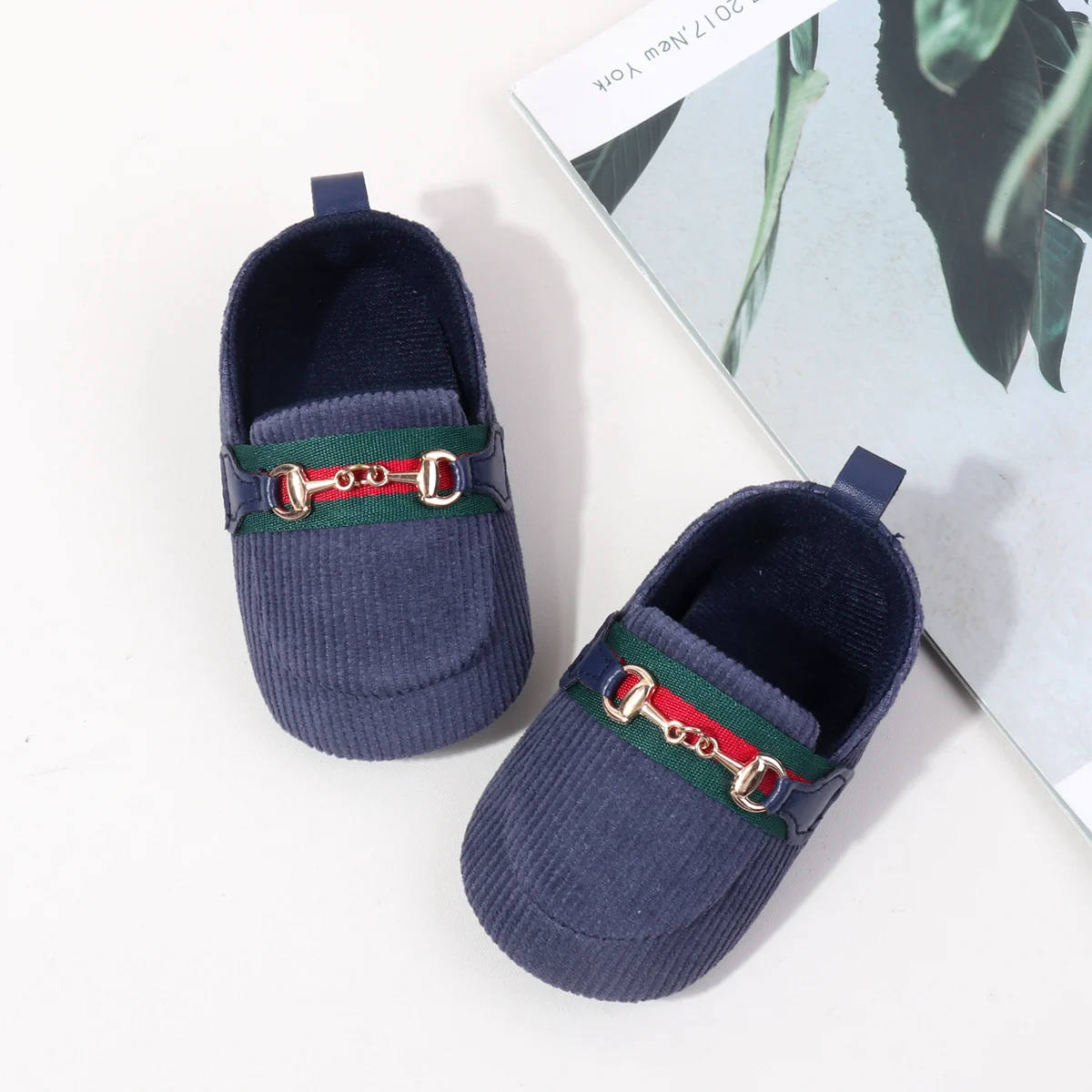 Autumn/Winter Casual Baby Sneakers for Newborn Boys Sport Style Soft Light Easy Wear Cool Design details