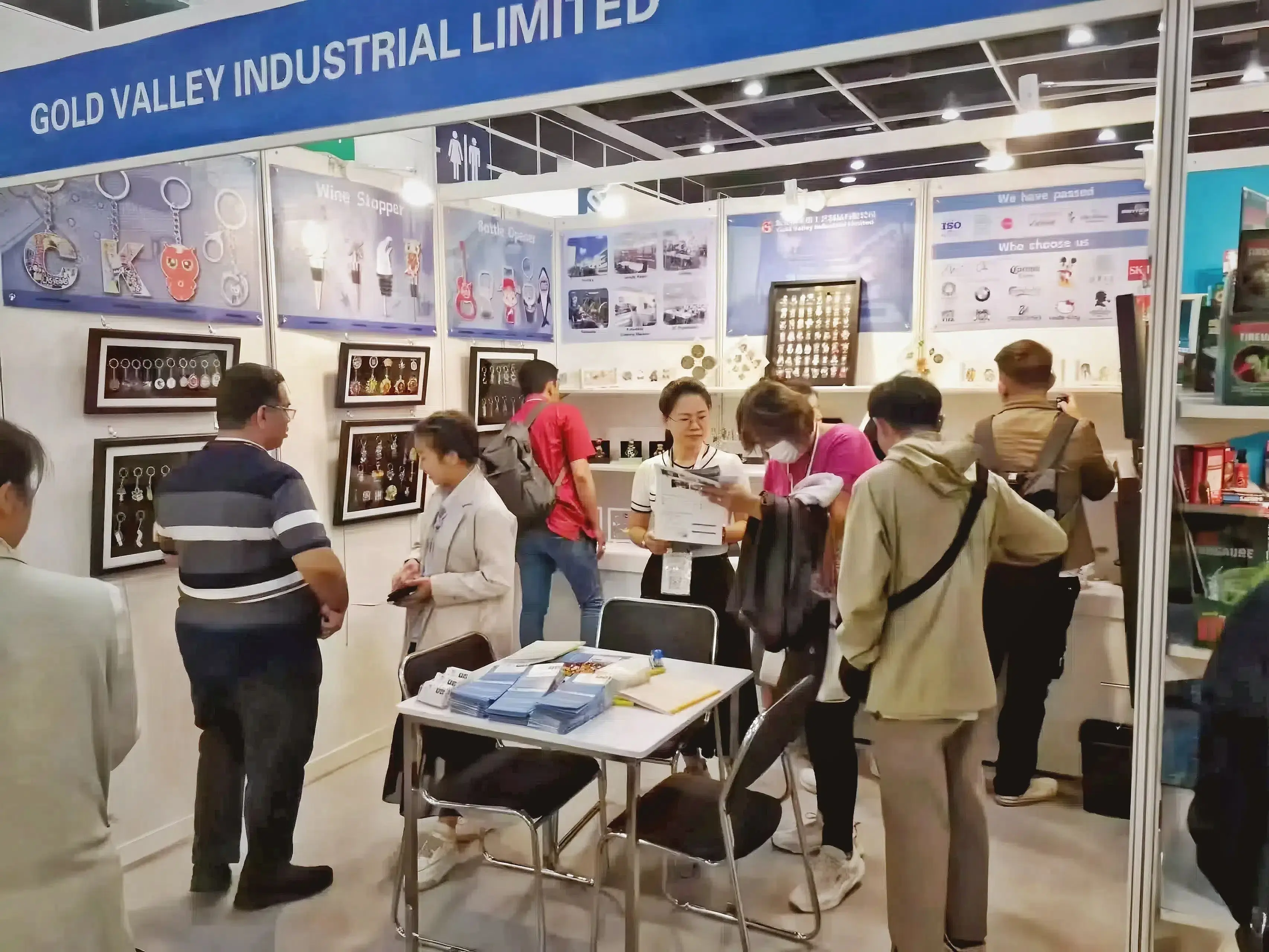 Custom Medal and Award Medal with 20mm-80mm Custom Sizes Waterproof and ODM/OEM Service