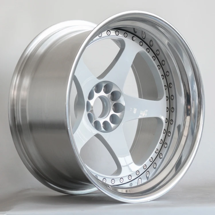 5 spoke alloy wheels