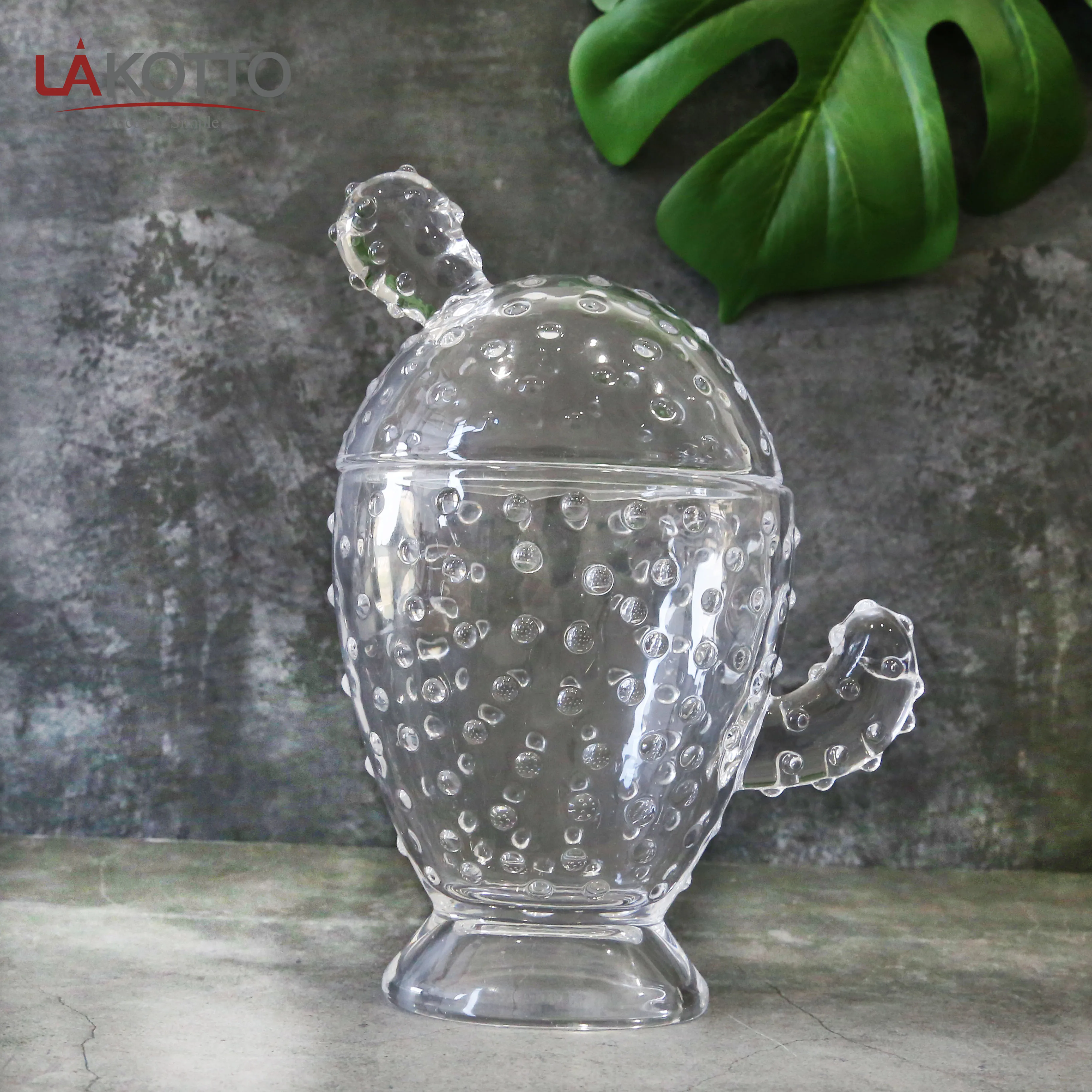 2020 New Professional Wholesale Glass Sealed Jars Crystal  Cactus Shape Glass Sugar Candy Bowl Jar with Lid