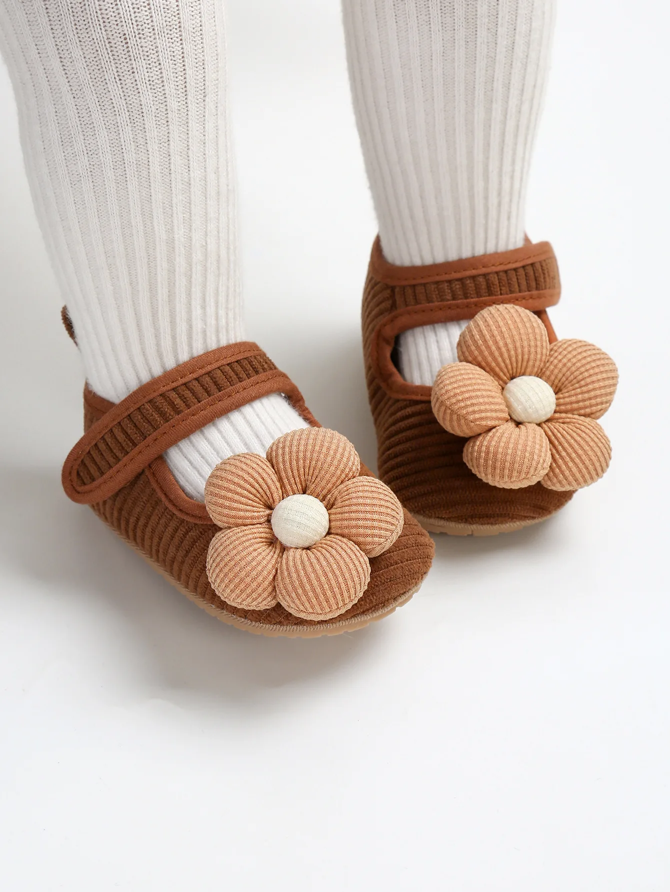 2025 New Arrival Baby Girl Shoes High Quality Anti-Slip Floral Design Breathable and Fashion Trend for Summer Spring Autumn manufacture