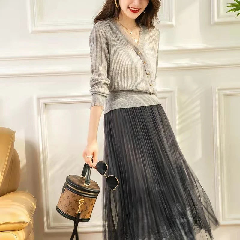 Autumn New Fashion And Elegant Women's Long-sleeved V-neck Knit Pullover  Sweater Pleated Net Yarn Skirt Knitted Two-piece Set - Buy Spring Korean