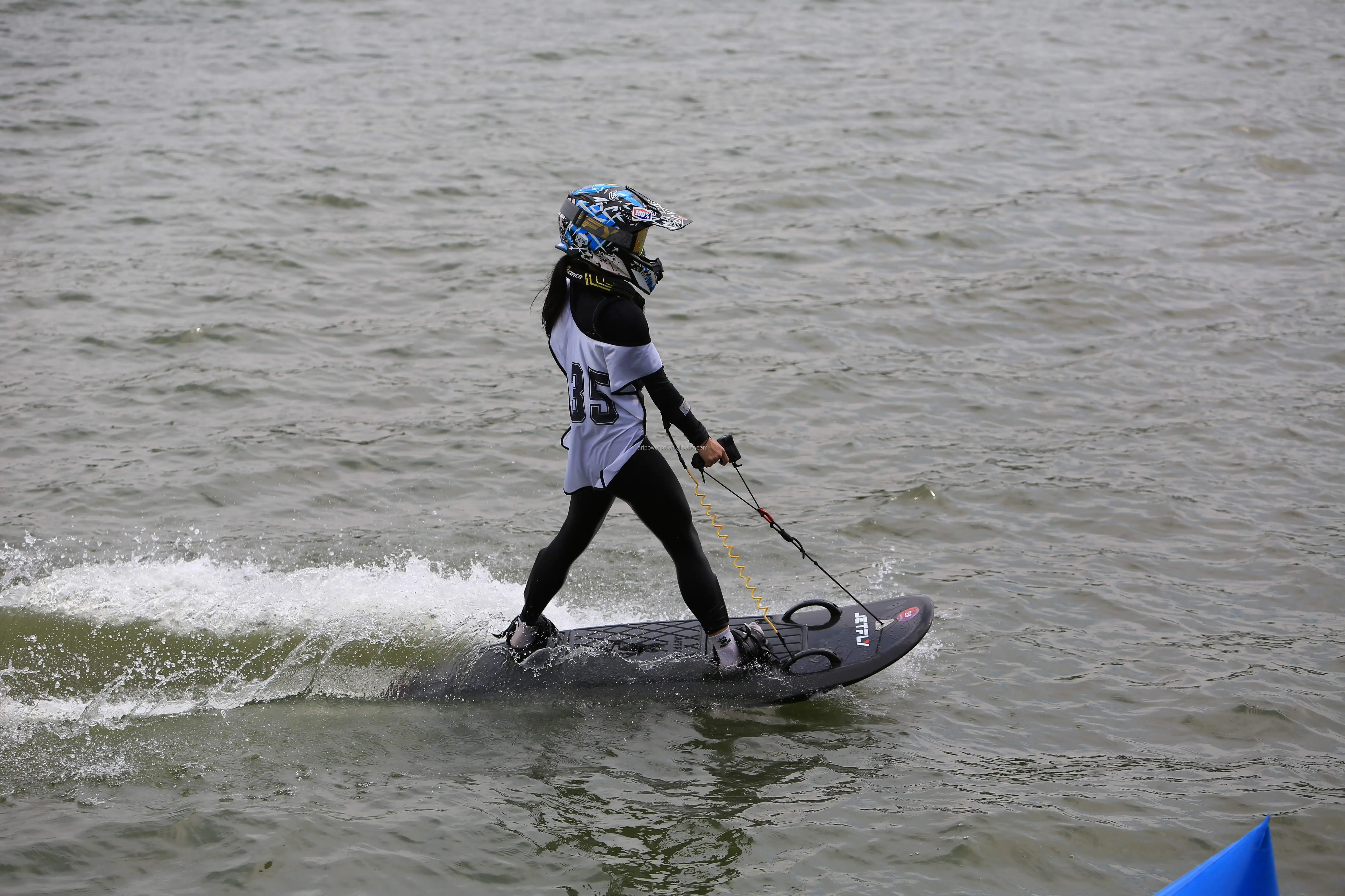 JetFly 01 Beginner Grade Unisex Carbon Fiber Electric Water Surf Board Battery 72v Powered Jet Surfboard Fin Ocean Waters details