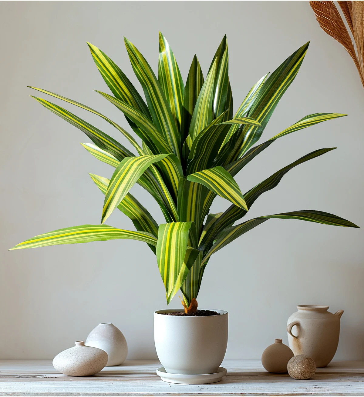 Durable Indoor/Outdoor Home Office Decor Large Green Palm Bonsai Tree Artificial Grass with Silk Material in Plastic Pot details