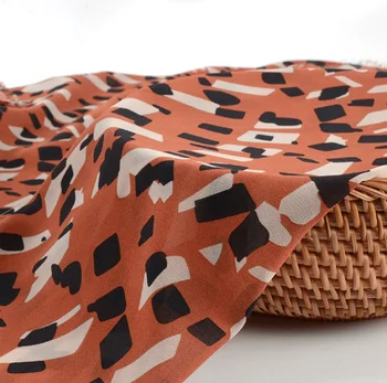 Professional fancy in stock 75d chiffon geometric print blouse material fabric