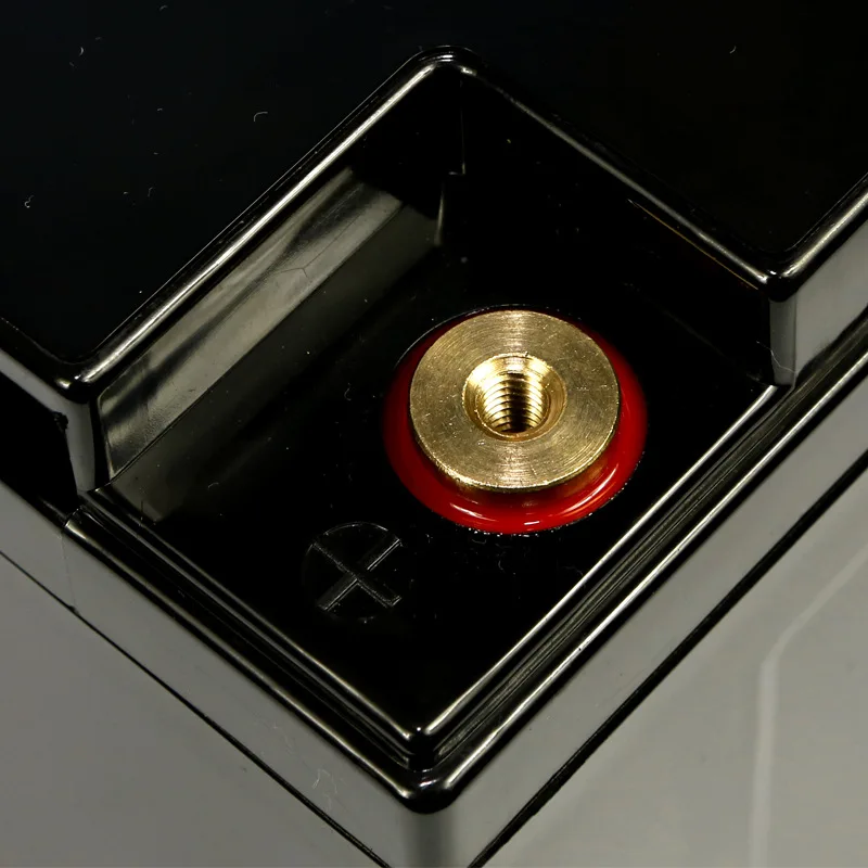 Pacchetto della batteria al litio di Deepcycle 12.8V33Ah Lifepo4 per stoccaggio a energia solare 3