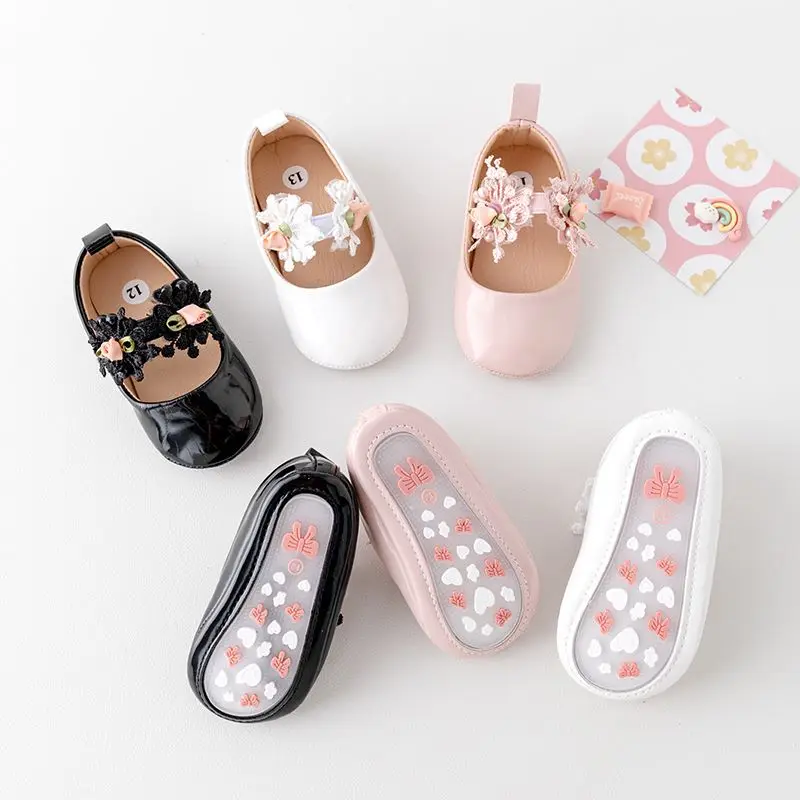 40 Designs High Quality Soft PU Material Baby Girl Princess Shoes Anti-Slip TPR Outsole Flat Mary Jane Style for Summer Parties details