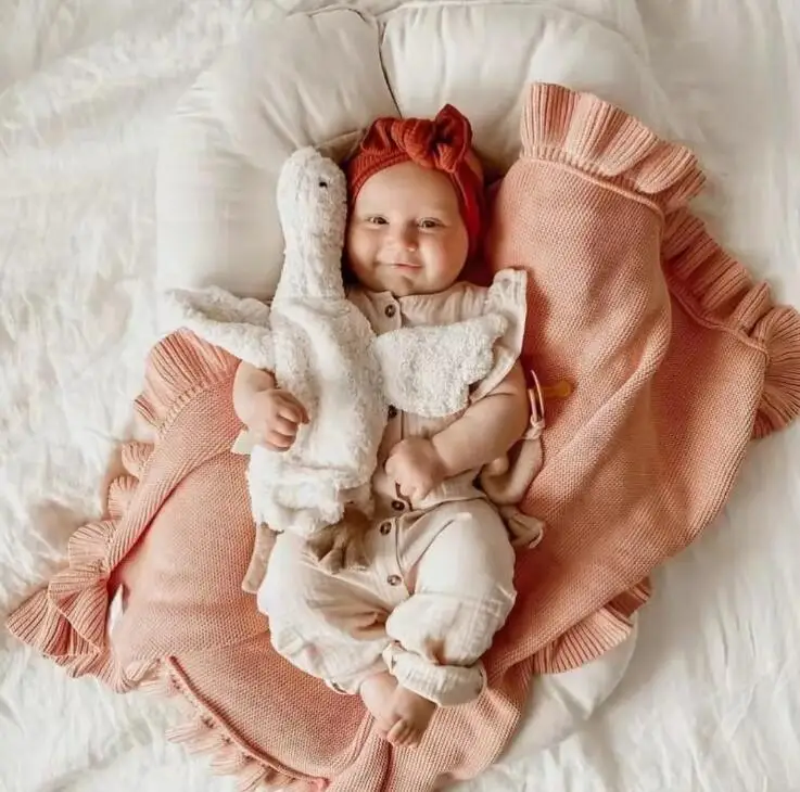 80x100cm Custom Crochet Swaddle Toddler Stroller Bedding Blanket Acrylic soft crochet baby knitted ruffle blanket for newborn