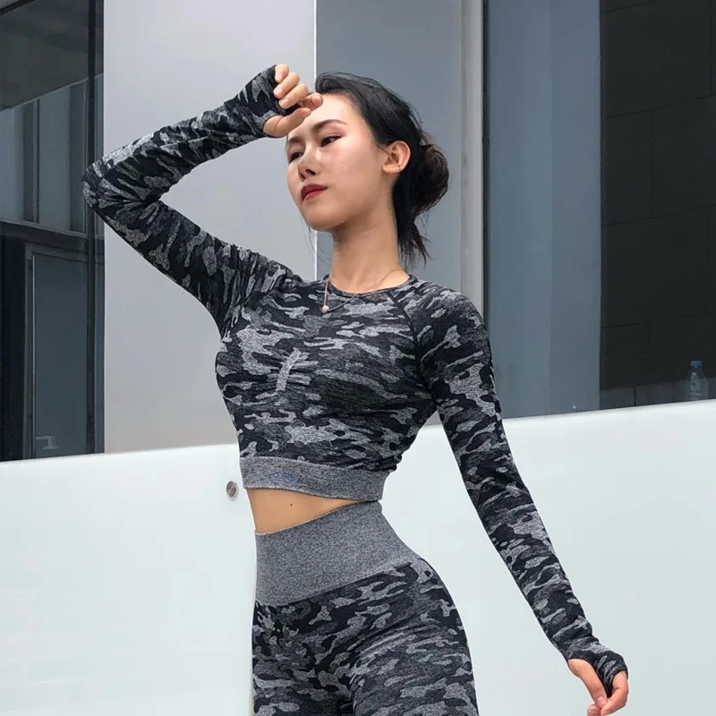 Women Black Camo Print Long Sleeves 