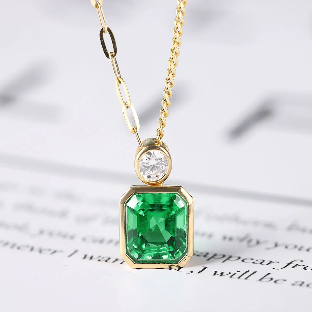 buy emerald pendant online