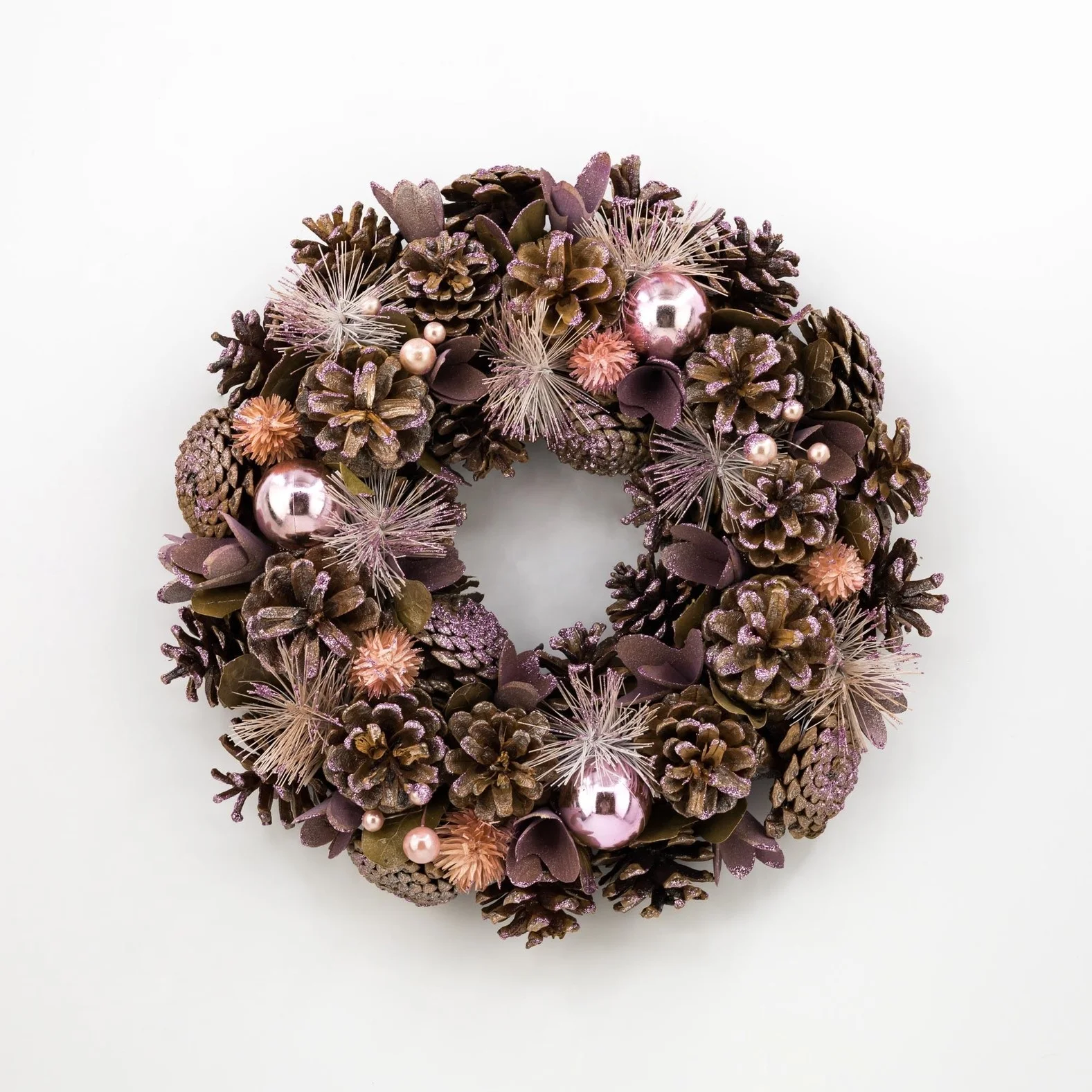 Trending Products 2024 New Arrivals Xmas Decorations Gold Pinecones Christmas Wreath for Holiday Home Decor