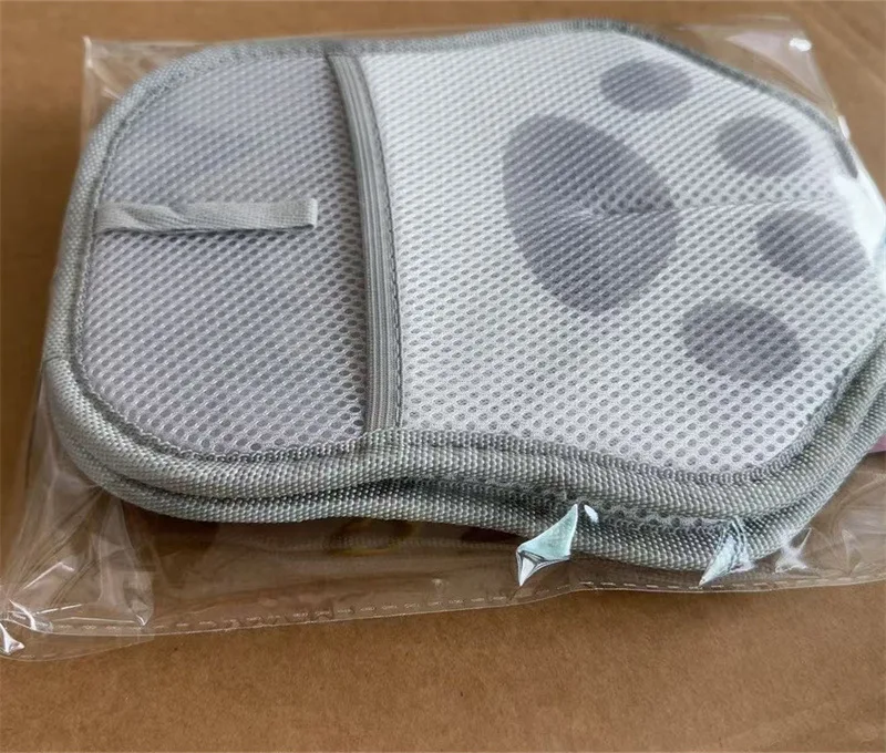 Cat Paw Electrostatic Pet Hair Removal Gloves Reusable Cat Dog Hair Remover for Couch Curtain Upgraded Animal Fur Removal Tool supplier
