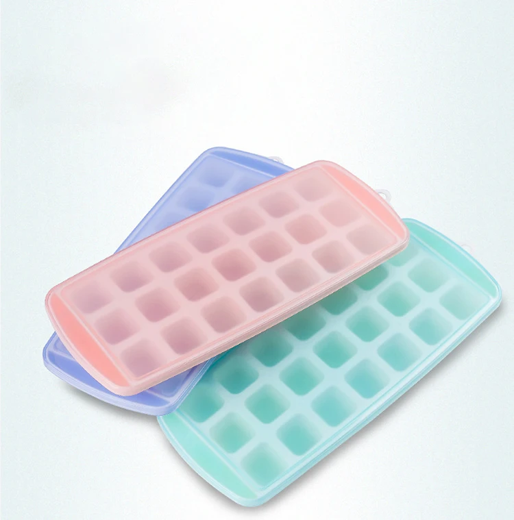 BPA Free Easy-Release 21-Ice Cube Trays Spill-Resistant Removable Lid Silicone Ice Cube Tray