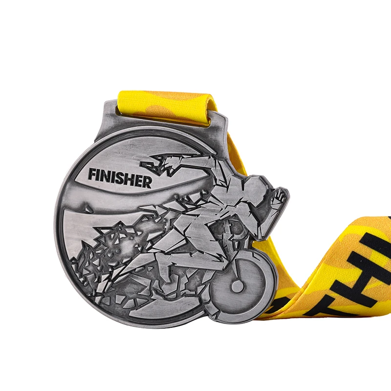 Personalized Award Gifts Metal Medals Custom Design 3D Gold Football Soccer Championship Sports Medal manufacture
