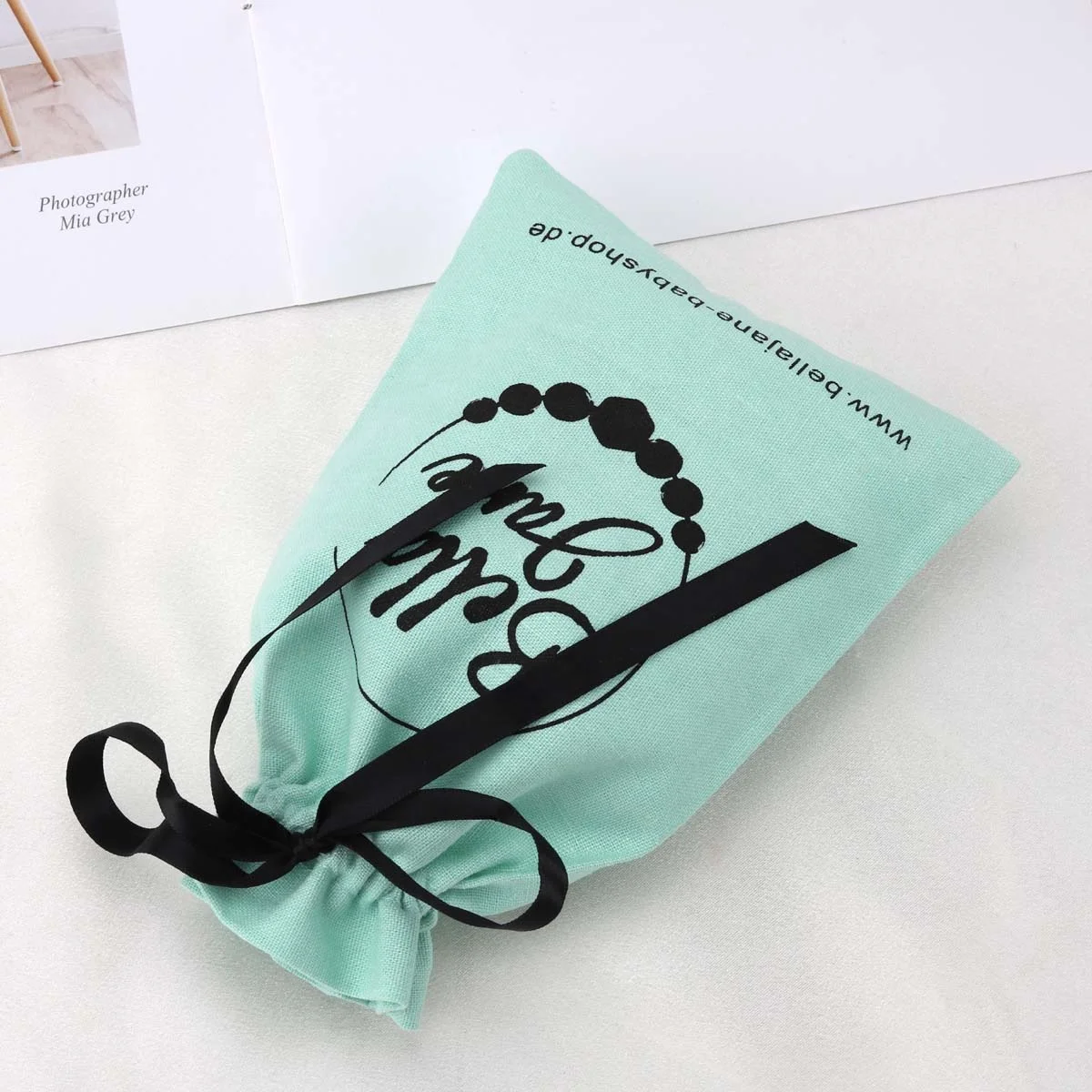 Custom Logo Printed Single String Canvas Gift Perfume Packaging Bag Drawstring Cotton Canvas Dust Baby Gift Pouch